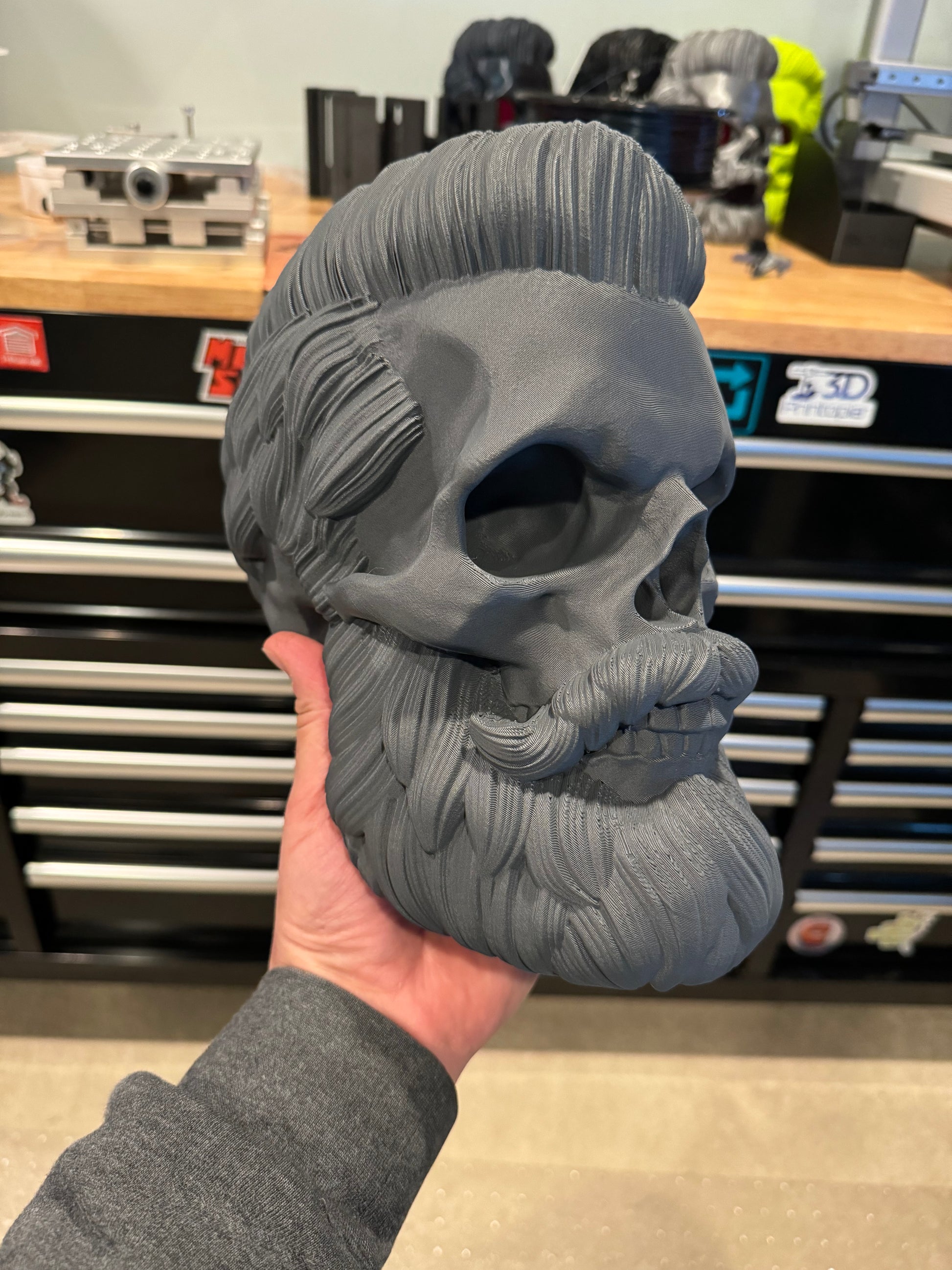 3D printed bearded skull hat display stand - view 3