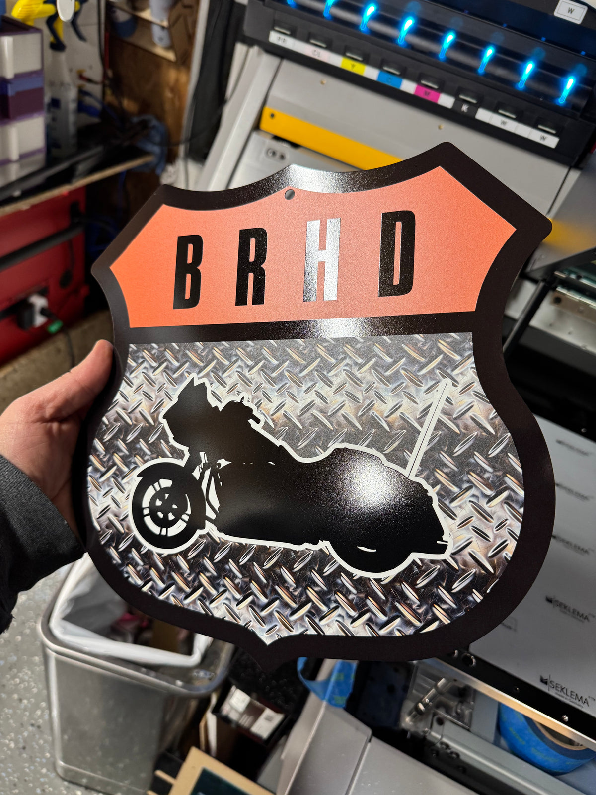 Custom round UV printed metal sign 11.5 inches